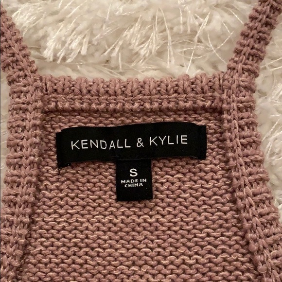 KENDALL AND KYLIE Knit Top - Picture 2 of 3